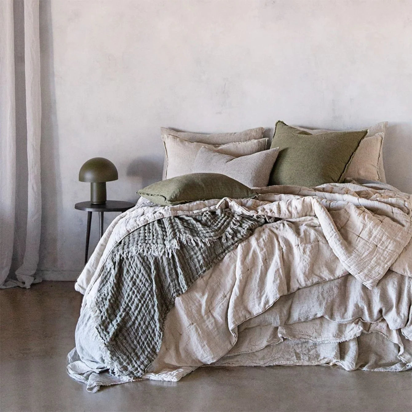 Crush Linen Throw Armee