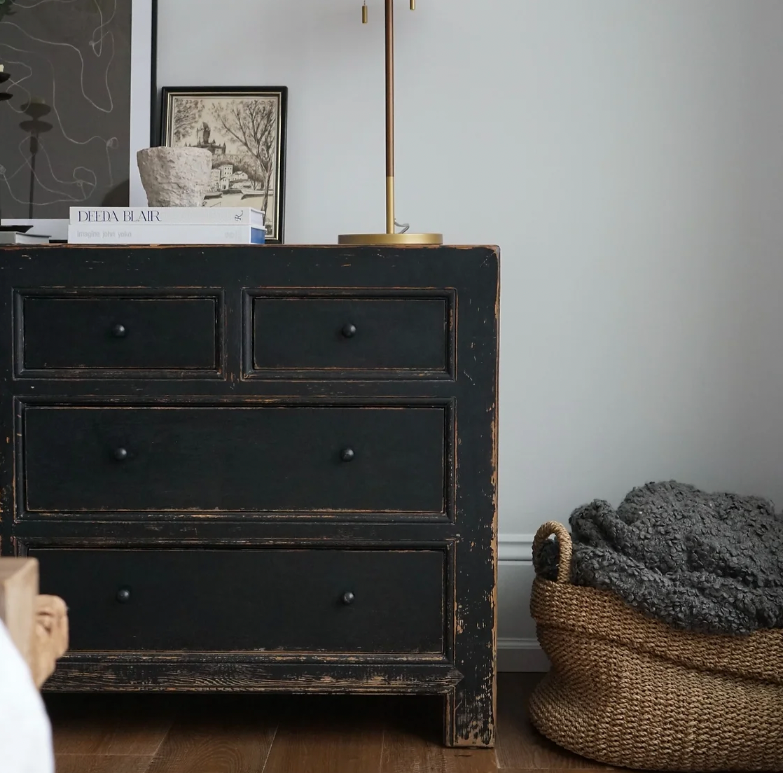 Ronan Dresser Black