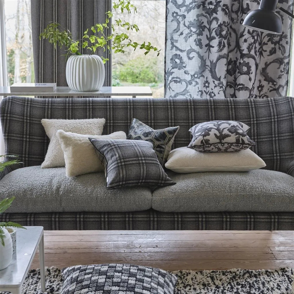 Polwarth Chalk Faux Fur Cushion