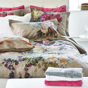 Aubriet Fuchsia Duvet Cover