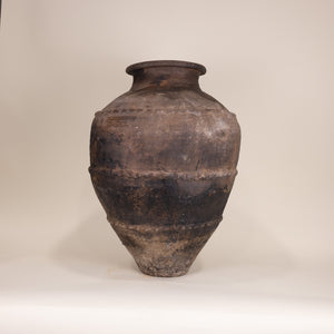 Marisol c.1800 Pot