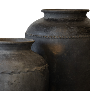 Dutton Vintage Pot