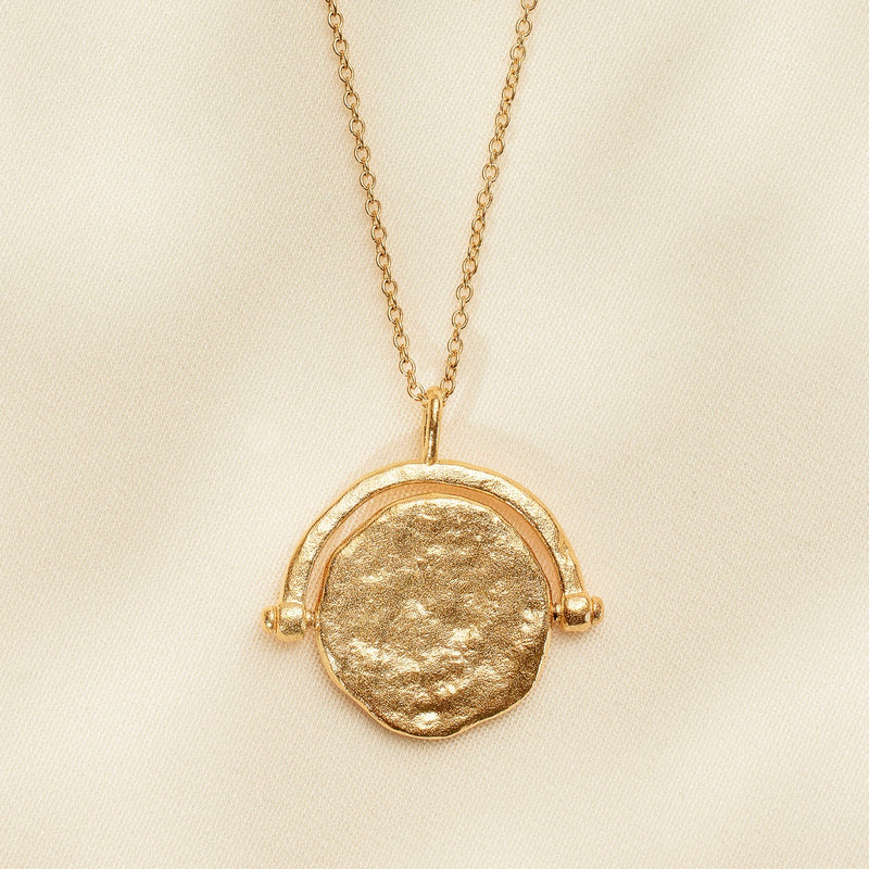 Solune Necklace
