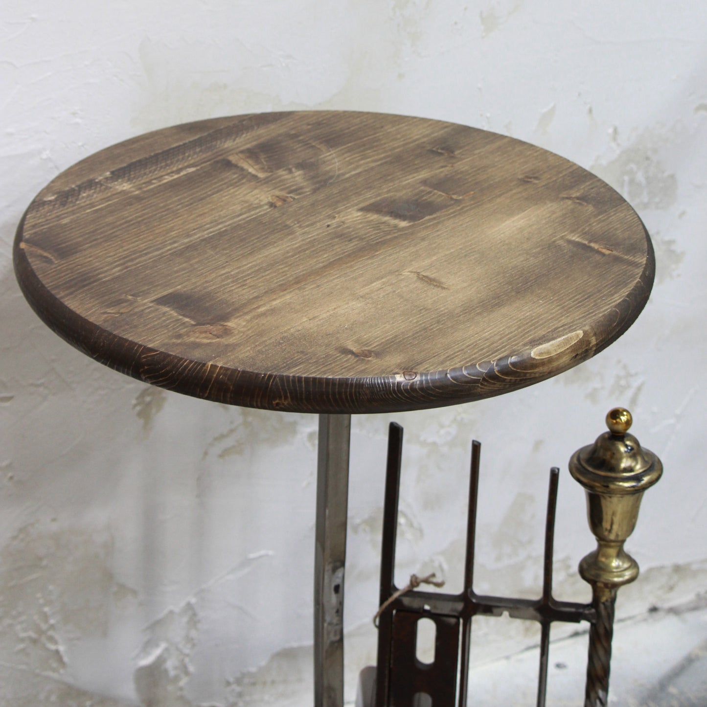 Round Menz Side Table